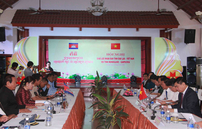 Vietnamese, Cambodian localities intensify people-to-people exchange ảnh 1 Vietnamese, Cambodian localities intensify people-to-people exchange ảnh 1