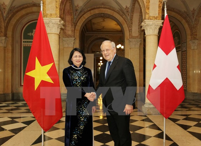 Vietnam, Switzerland seek boosted economic ties ảnh 1 Vietnam, Switzerland seek boosted economic ties ảnh 1