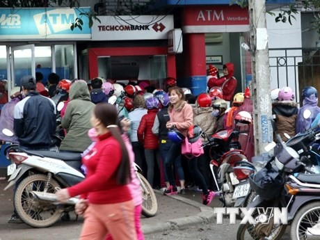 SBV wants ATMs to run efficiently before Tet ảnh 1