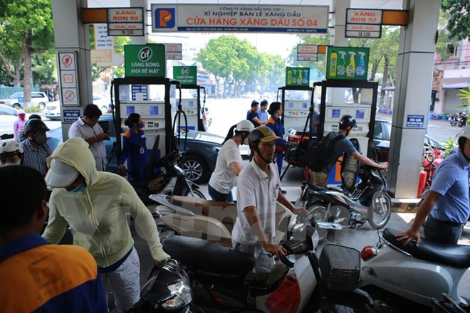 Petrol price experiences fifth hike ảnh 1 Petrol price experiences fifth hike ảnh 1