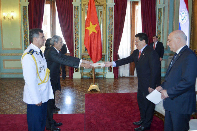 Vietnam, Paraguay agree to foster bilateral relations ảnh 1