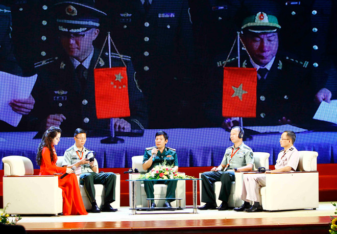 Vietnam, China deepen border defence friendship ảnh 1