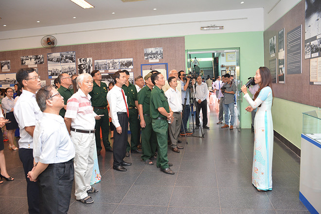 Exhibition on Paris Peace Accords opens in HCM City ảnh 1