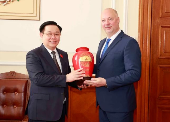 Parliamentary cooperation – important pillar in Vietnam-Bulgaria ties ảnh 1