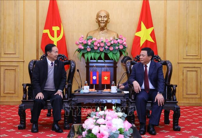 Vietnam always supports Laos’ renewal and development: official ảnh 1