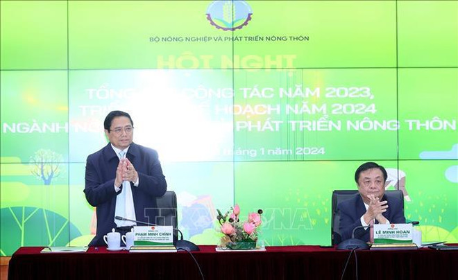 PM urges agriculture sector to promote digital and green transformation ảnh 2