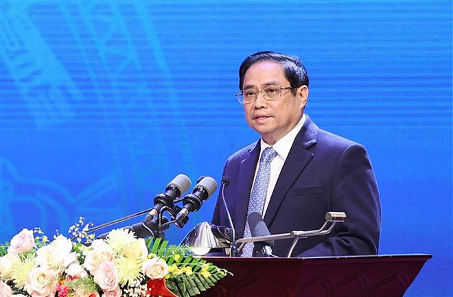 PM calls for joint efforts to boost labour productivity ảnh 2