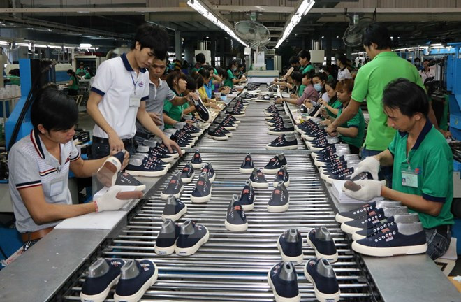 Foreign-invested firms take control over footwear export ảnh 1 Foreign-invested firms take control over footwear export ảnh 1