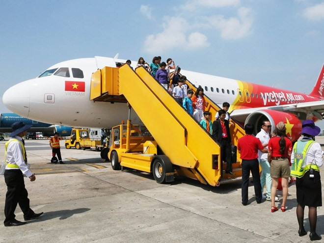 Vietjet to give away 300,000 promotional fares ảnh 1