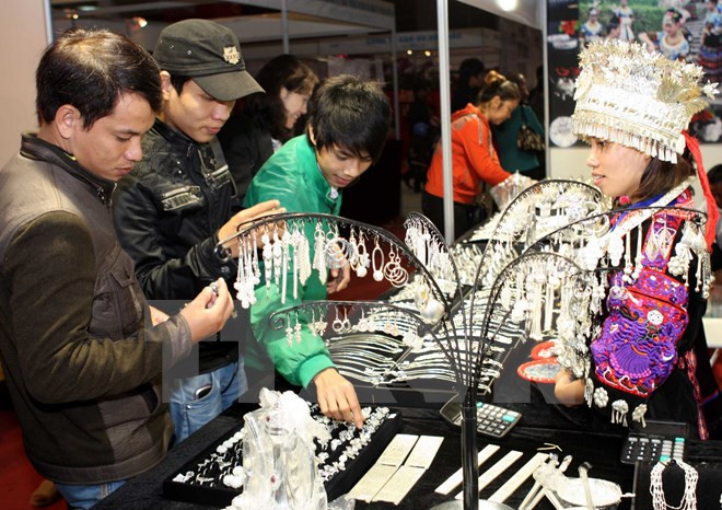 Chinese locality boosts exports to Vietnam ảnh 1