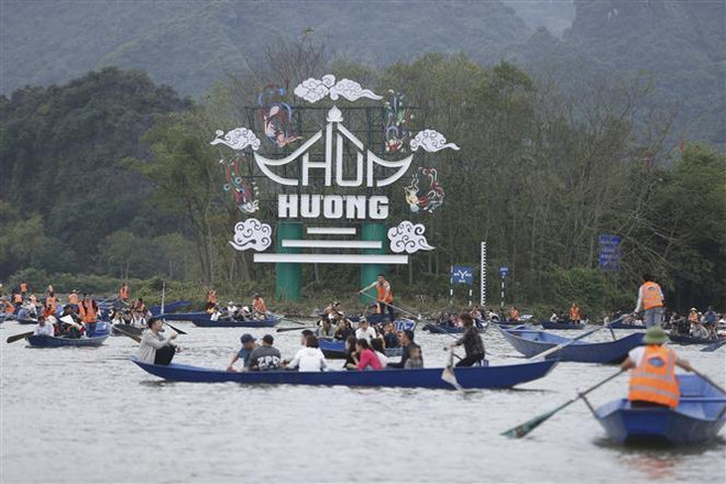 Numerous spring festivals kick-off in northern region ảnh 1 Numerous spring festivals kick-off in northern region ảnh 1