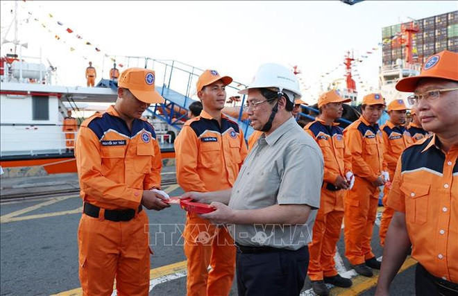 PM launches operations of Tan Cang – Cai Mep int’l port ảnh 1 PM launches operations of Tan Cang – Cai Mep int’l port ảnh 1