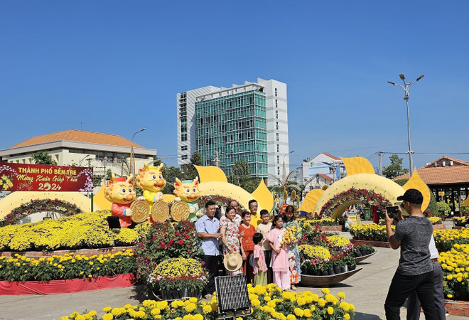 Localities report growth in tourist number during Tet holiday ảnh 1 Localities report growth in tourist number during Tet holiday ảnh 1