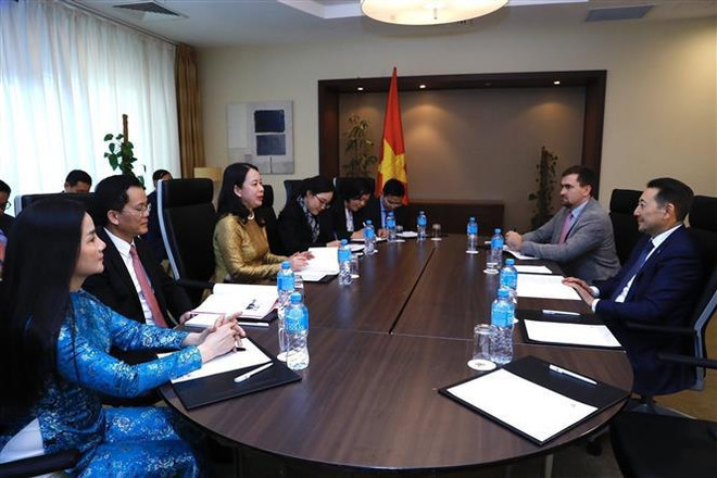 Vietnam treasures sound traditional friendship with Kazakhstan: vice president ảnh 2 Vietnam treasures sound traditional friendship with Kazakhstan: vice president ảnh 2