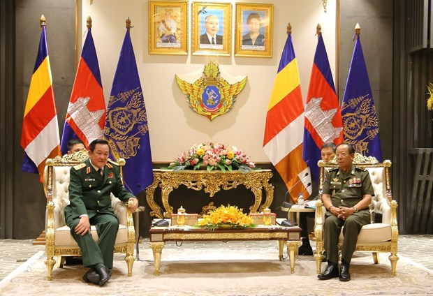 Vietnam, Cambodia enhance military relations ảnh 1