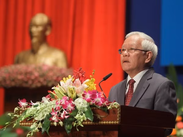 HCM City leader offers sympathy over Paris attack victims ảnh 1
