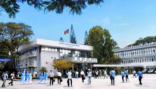 APEC funds scholarships for young professionals in HCM City ảnh 1