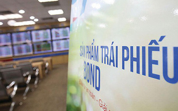 Vietnam’s bond market contracts amid monetary tightening ảnh 1