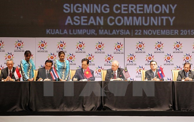 China welcomes ASEAN Community establishment ảnh 1