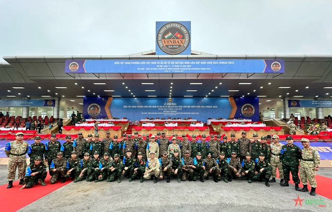 Vietnam, India launch joint military exercise for UN peacekeeping operations ảnh 1 Vietnam, India launch joint military exercise for UN peacekeeping operations ảnh 1