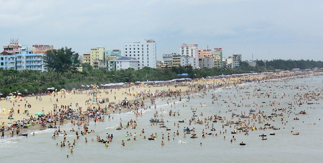 Thanh Hoa vibrant with marine tourism festival ảnh 1