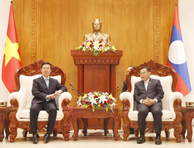 Vietnam’s senior officials visit Laos to attend celebrations of diplomatic ties anniversary ảnh 3