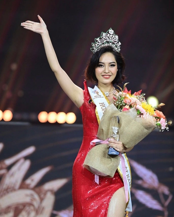 Tay ethnic girl wins Miss Ethnic Vietnam 2022 pageant ảnh 1