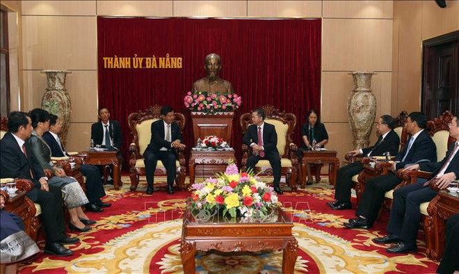 Vietnam, Lao courts strengthen collaboration ảnh 1