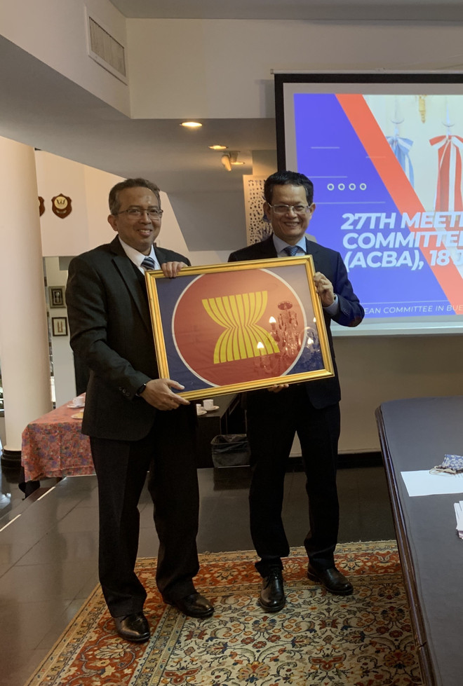 Vietnam becomes rotating chair of ASEAN Committee in Buenos Aires ảnh 1 Vietnam becomes rotating chair of ASEAN Committee in Buenos Aires ảnh 1