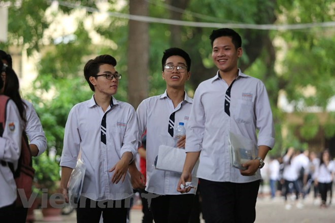 High-school students get ready for national examination ảnh 1