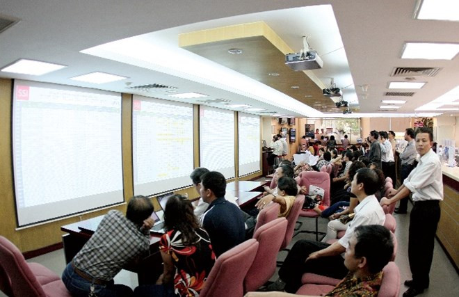 Shares make gains ahead of third quarter earnings data ảnh 1