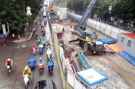 Vietnam's urban trains behind schedule ảnh 1