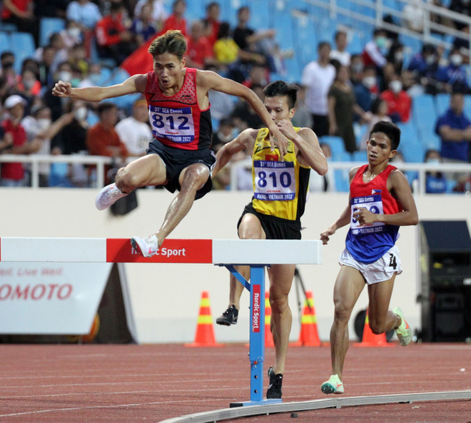 SEA Games 31: Four more gold medals for Vietnamese runners ảnh 1 SEA Games 31: Four more gold medals for Vietnamese runners ảnh 1