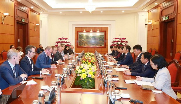 Party official highlights Vietnam’s net zero emission goal for 2050 ảnh 1 Party official highlights Vietnam’s net zero emission goal for 2050 ảnh 1