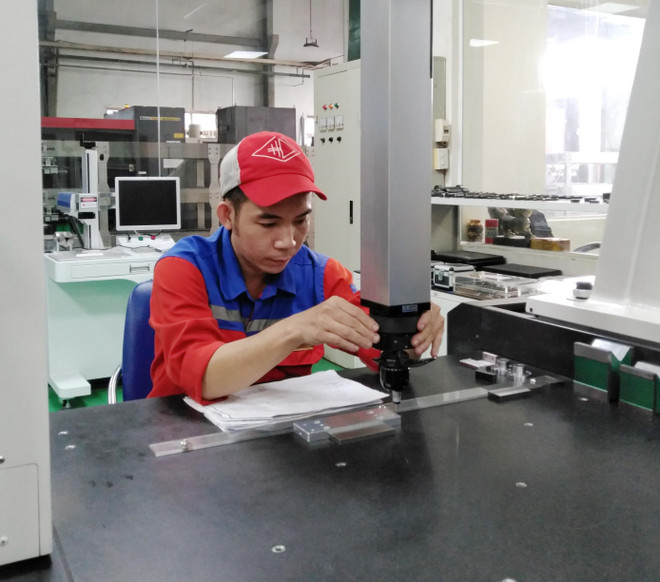 Int’l media: Vietnam becomes “promising land” to investors ảnh 2