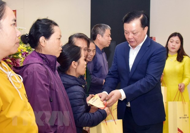 Hanoi targets 30% reduction in poor households in 2023 ảnh 1