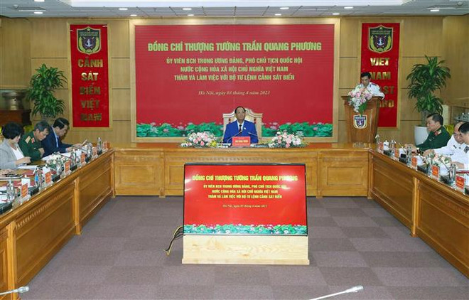 Coast guard urged to further join fight against IUU fishing ảnh 2 Coast guard urged to further join fight against IUU fishing ảnh 2