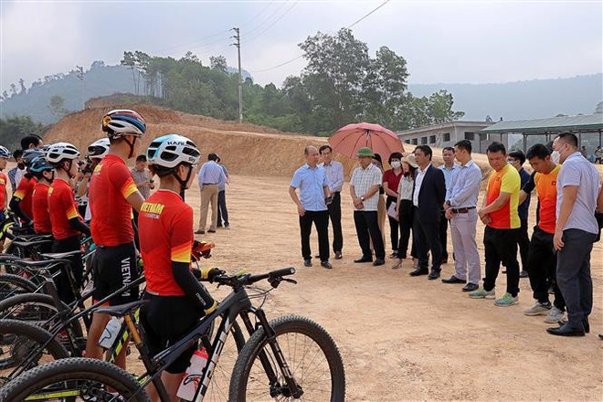 SEA Games 31 organising committee inspects preparations for cycling events in Hoa Binh ảnh 2 SEA Games 31 organising committee inspects preparations for cycling events in Hoa Binh ảnh 2