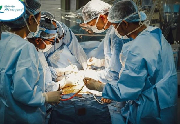 President praises hospital for successful liver transplantation for 9-month-old child ảnh 1 President praises hospital for successful liver transplantation for 9-month-old child ảnh 1