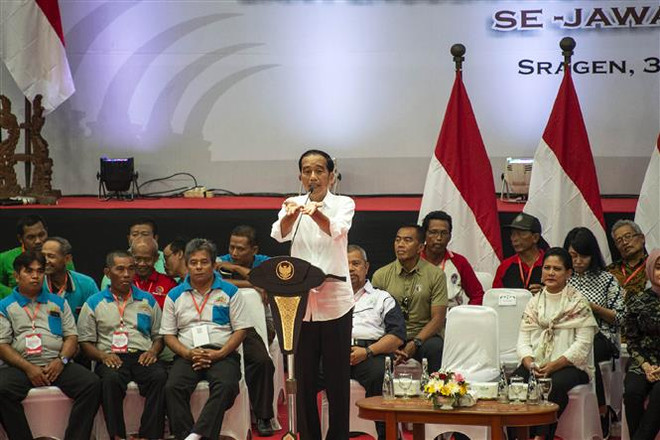 Indonesia: Incumbent President Widodo temporarily leads in election ảnh 1