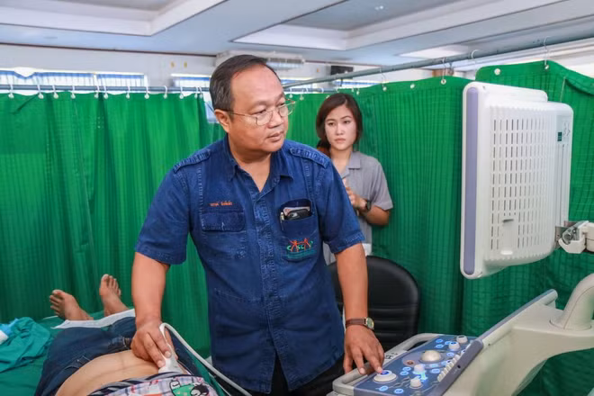 Thailand helps Laos in healthcare for people ảnh 1