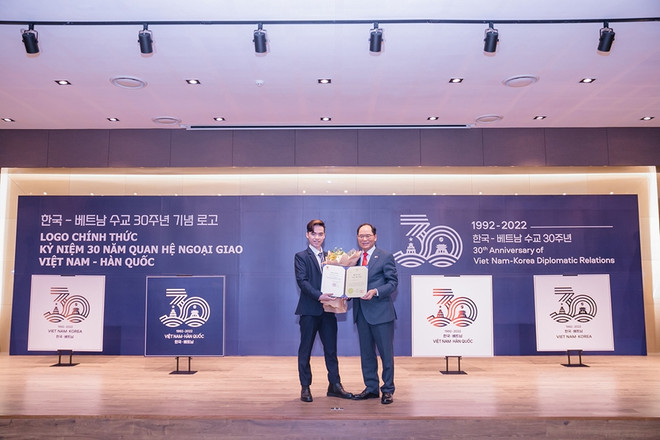 Winners of logo design contest marking 30 years of Vietnam-RoK ties announced ảnh 1 Winners of logo design contest marking 30 years of Vietnam-RoK ties announced ảnh 1