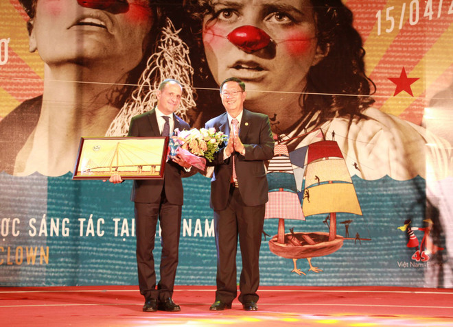 Can Tho ceremony marks 45 years of Vietnam-France ties ảnh 1 Can Tho ceremony marks 45 years of Vietnam-France ties ảnh 1