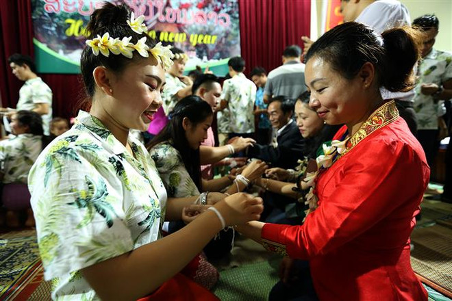 Lao students in Dien Bien celebrate traditional festival ảnh 1 Lao students in Dien Bien celebrate traditional festival ảnh 1