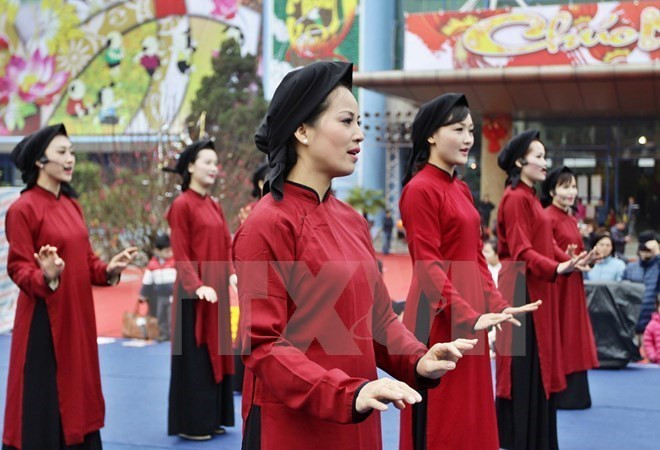 Tour featuring Xoan singing vital to preserve intangible heritage ảnh 1