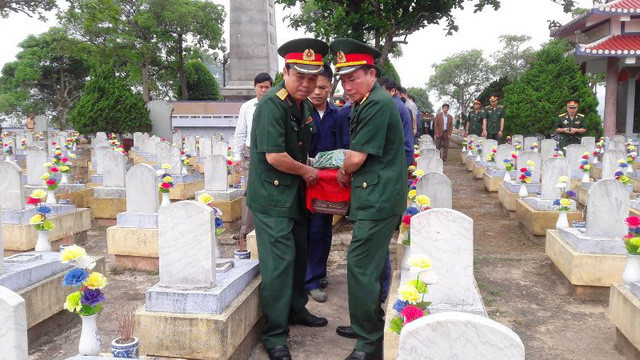 Quang Tri: Memorial service held for remains of soldiers ảnh 1