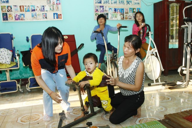 Seminar talks education for disabled children ảnh 1