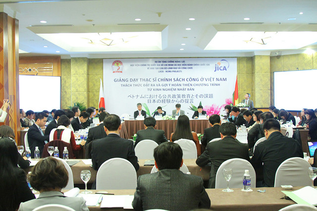 Books share Japan’s policy, official training experiences ảnh 1 Books share Japan’s policy, official training experiences ảnh 1