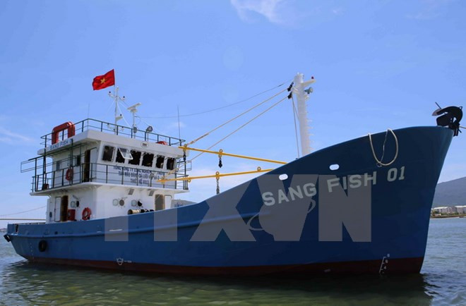 Quang Tri launches first steel-hulled fishing boat under Decree 67 ảnh 1 Quang Tri launches first steel-hulled fishing boat under Decree 67 ảnh 1