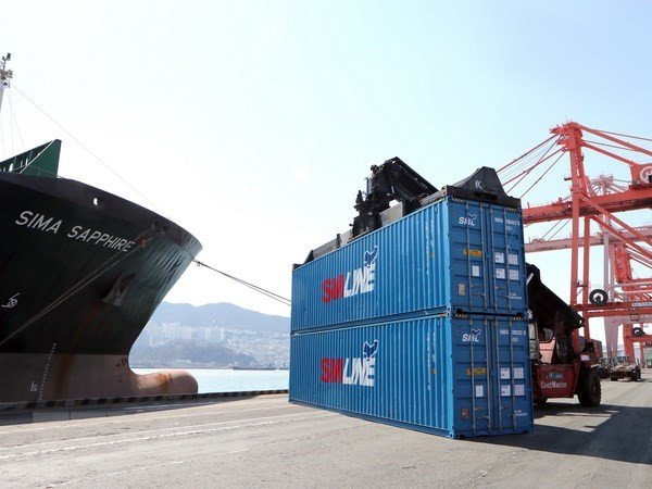 RoK’s economy expected to expand 2.8 percent in 2018 ảnh 1